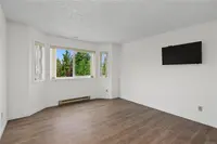View 16