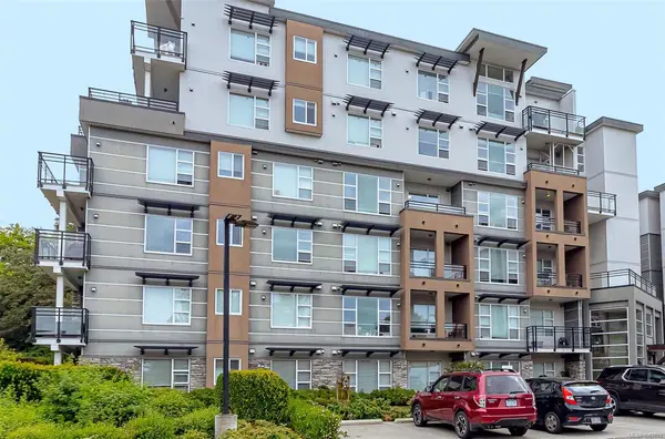 1016 Inverness Rd #401, Saanich BC V8X 2S1 - 1 bed, 1.0 bath in Saanich