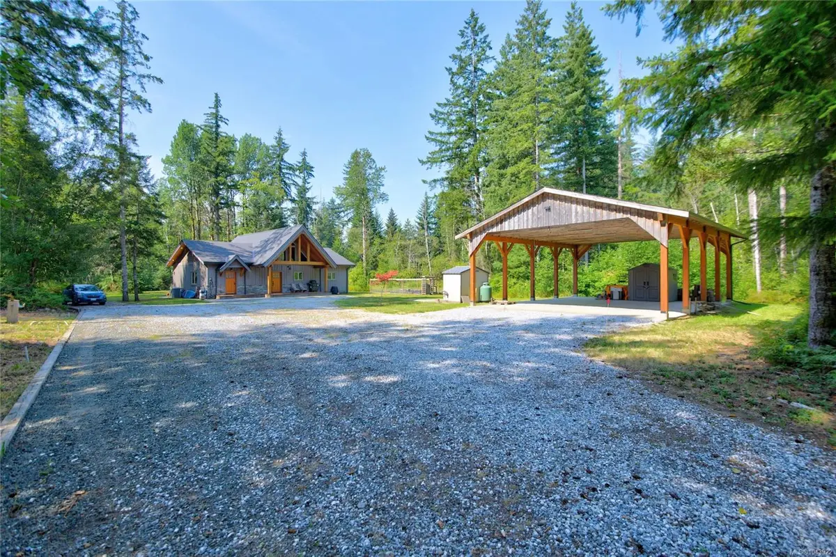 2817 Bruce R BRUCE Rd, Black Creek BC V9J 1B7