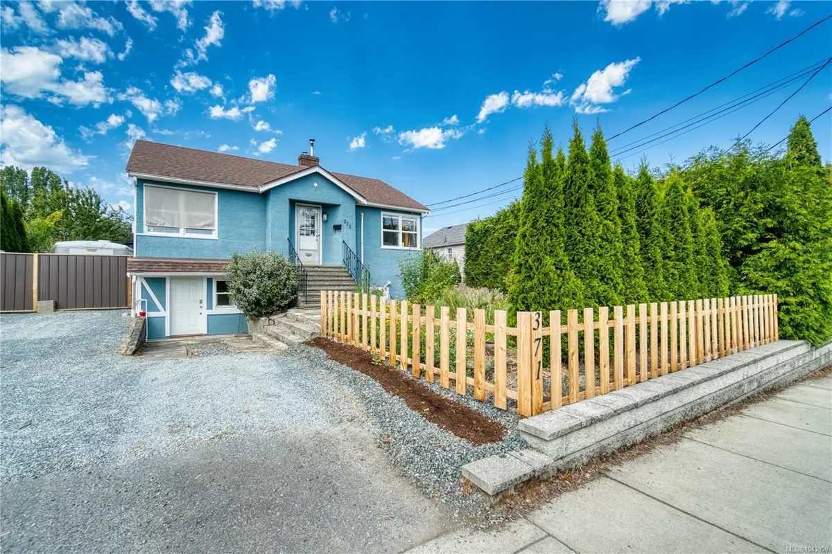 371 Bruce Ave, Nanaimo BC V9R 3Y2