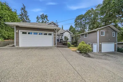 1688 Maple Bay Rd, Duncan BC V9L 5N7
