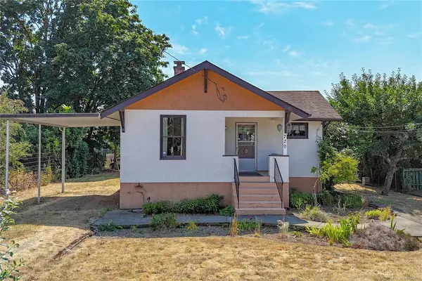 720 Marchmont Rd, Duncan BC V9L 2M1 - 2 bed, 1 bath property for sale in Duncan