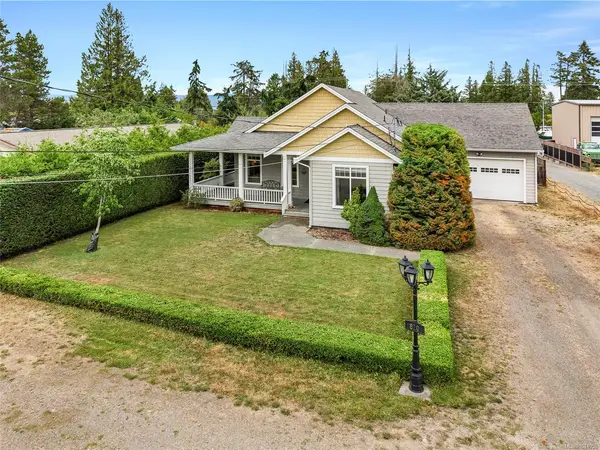 810 Reid Rd, French Creek BC V9P 2E6 - 2 bed, 2.0 bath in French Creek