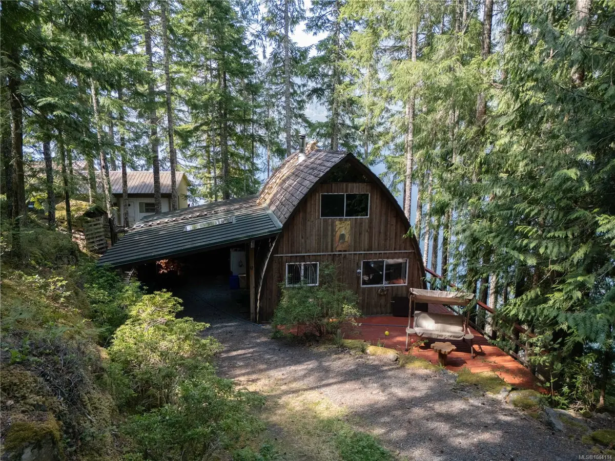 7 Baikie Dr, Campbell River BC V9W 2C5
