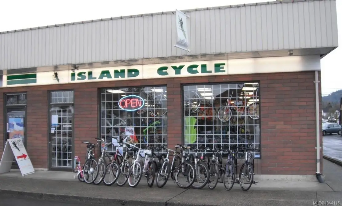114 Hirst Ave #5, Parksville BC V9P 2H5