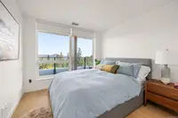 View 32