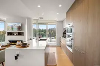 View 10