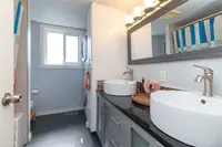 View 16