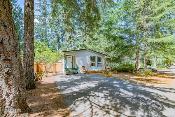 1310 Spruston Rd #22, Nanaimo BC V9X 1R2 - 3 bed, 1.0 bath in Nanaimo
