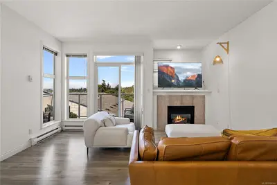 1258 Esquimalt Rd #404, Esquimalt BC V9A 3A3