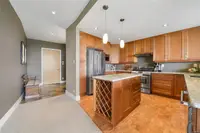 View 24