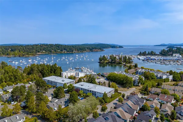 2040 White Birch Rd #212, Sidney BC V8L 2R1 - 2 bed, 1.0 bath in Sidney