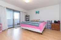 View 10