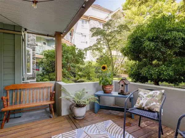 494 Marsett Pl #110, Saanich BC V8Z 4J1 - 2 bed, 2.0 bath in Saanich