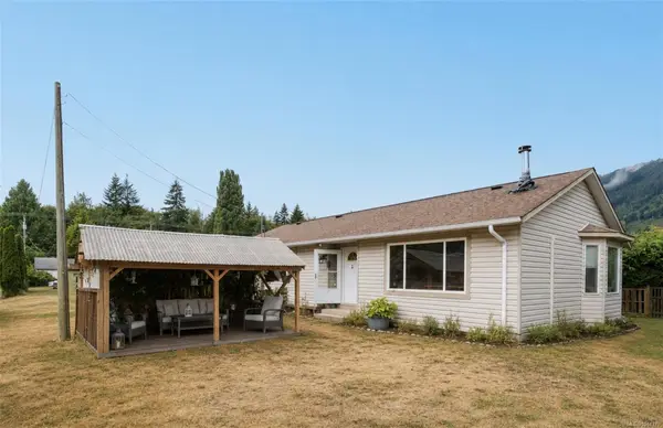135 Macdonald Rd, Lake Cowichan BC V0R 2G0 - 2 bed, 1.0 bath in Lake Cowichan