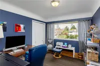 View 25