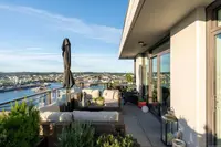 View 32