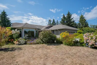 1216 Gilley Cres, Parksville BC V9P 1W9