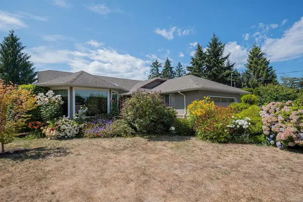 1216 Gilley Cres, Parksville BC V9P 1W9 - 3 bed, 2 bath property for sale in Parksville