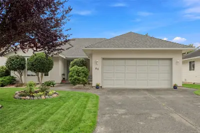 85 Magnolia Dr, Parksville BC V9P 2P6