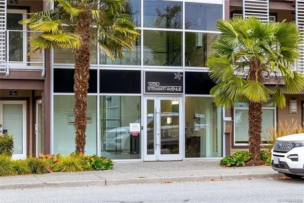 1250 Stewart Ave #401, Nanaimo BC V9S 4C9 - 2 bed, 2 bath property for sale in Nanaimo