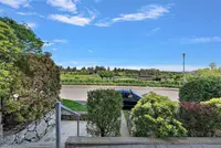 View 32