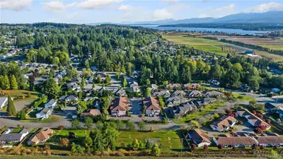 1450 Tunner Dr #222, Courtenay BC V9N 9A6