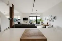 View 18