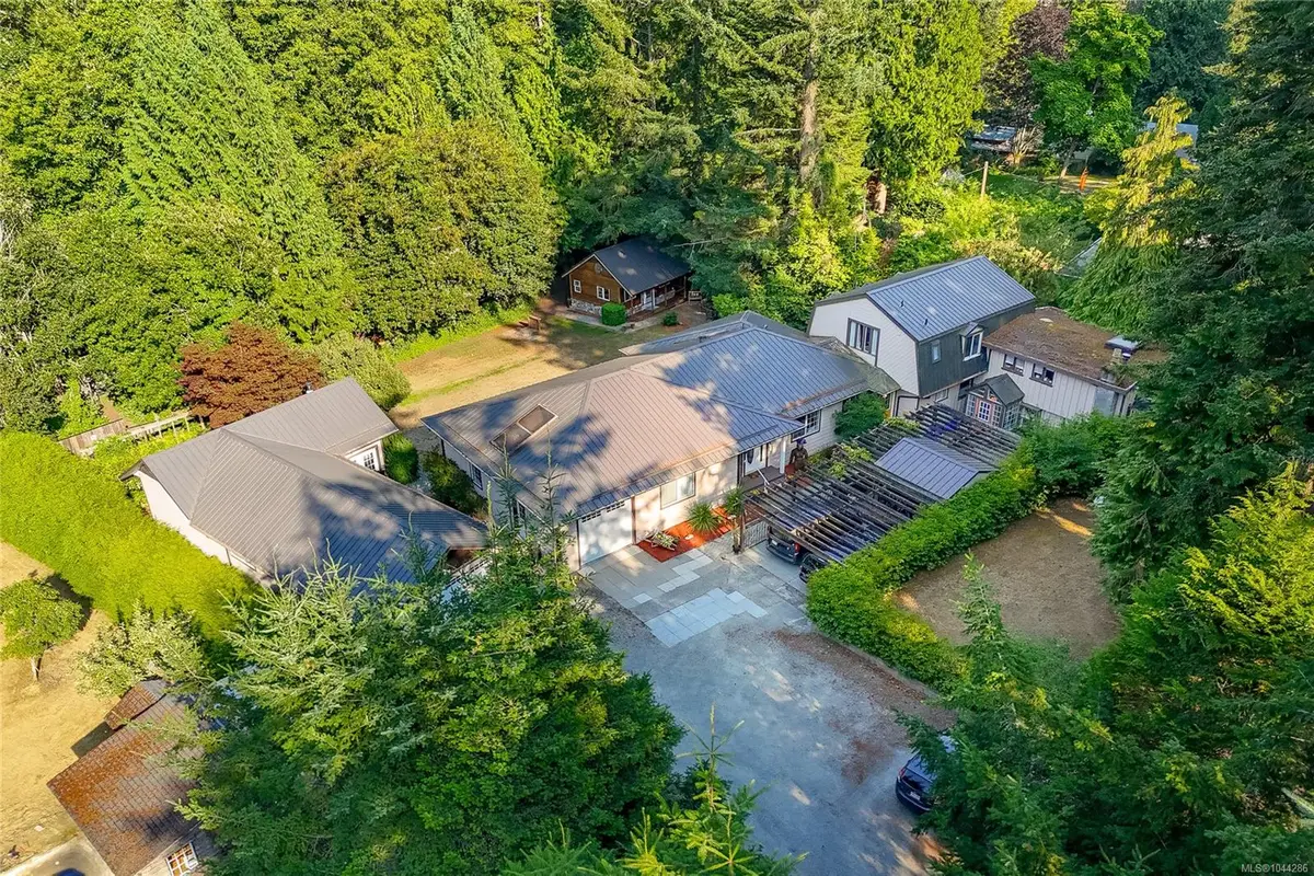 5435 Fowler Rd, Saanich BC V8Y 1Y4