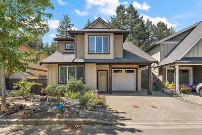 1222 McLeod Pl, Langford BC V9C 0K6