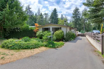 1791 Astra Rd, Comox BC V9M 4B6