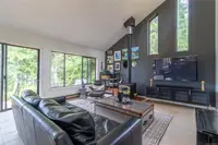 View 18