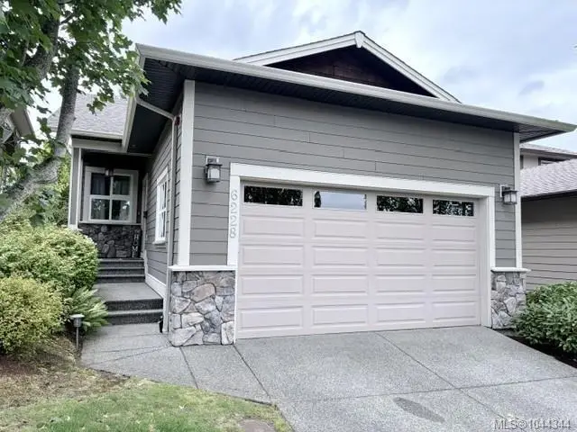 6228 Washington Way, Nanaimo BC V9T 0A3