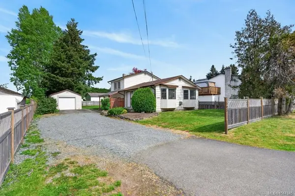 1005 26th St, Courtenay BC V9N 7H6 - 3 bed, 2.0 bath in Courtenay