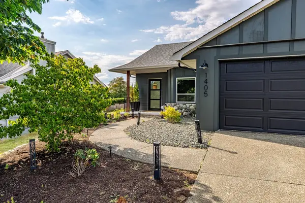 1405 Malahat Dr, Courtenay BC V9N 8H3 - 3 bed, 2.0 bath in Courtenay
