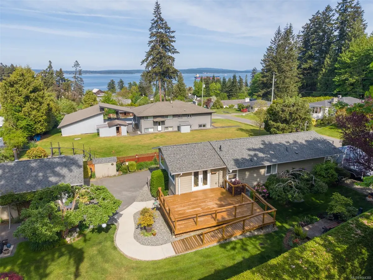 3475 Seacloud Rd, Saltair BC V0R 1K2