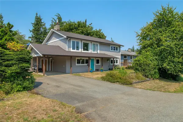 182 Crawford Rd, Campbell River BC V9H 1K2 - 4 bed, 2.0 bath in Campbell River