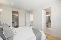 View 16