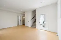 View 32