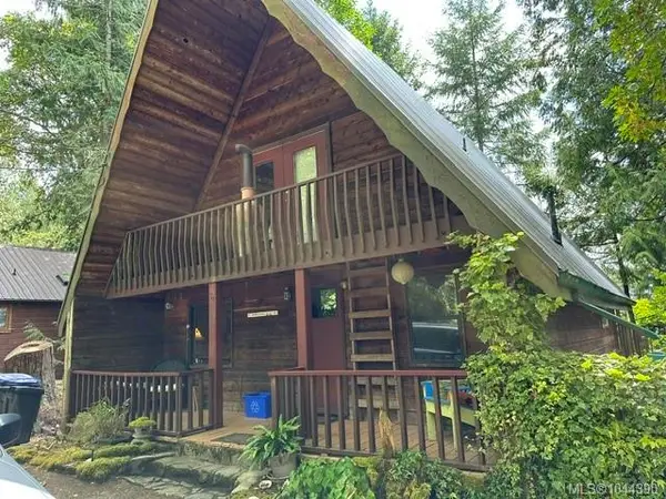 1087 Chappel Pl, Gabriola Island BC V0R 1X2 - 2 bed, 2 bath property for sale in Gabriola Island