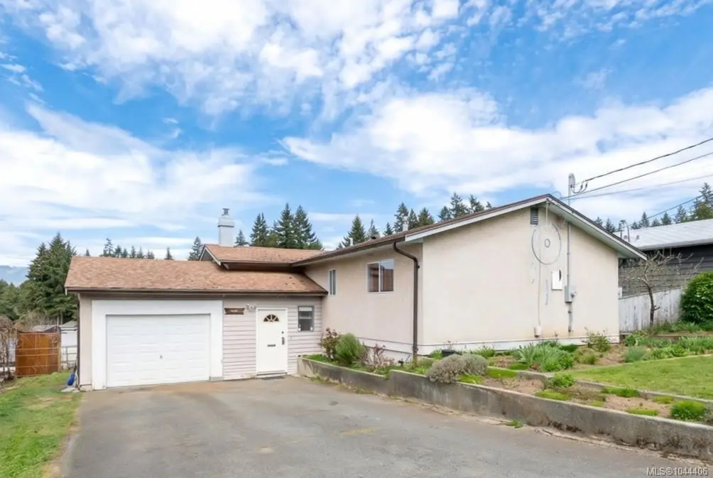2183 Motion Dr, Port Alberni BC V9Y 1B4