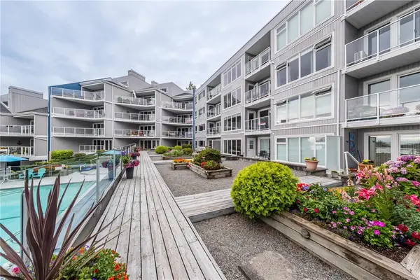 2562 Departure Bay Rd #112, Nanaimo BC V9S 5P1 - 2 bed, 2.0 bath in Nanaimo