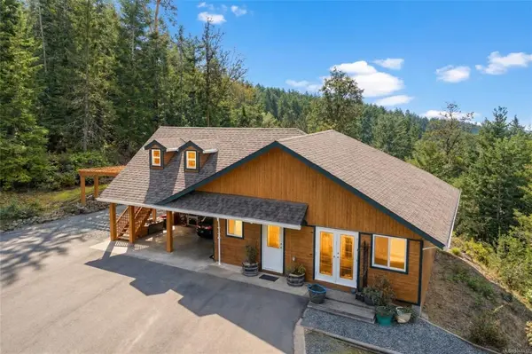 1990 Rena Rd, Nanoose Bay BC V9P 9B1 - 4 bed, 3.0 bath in Nanoose Bay