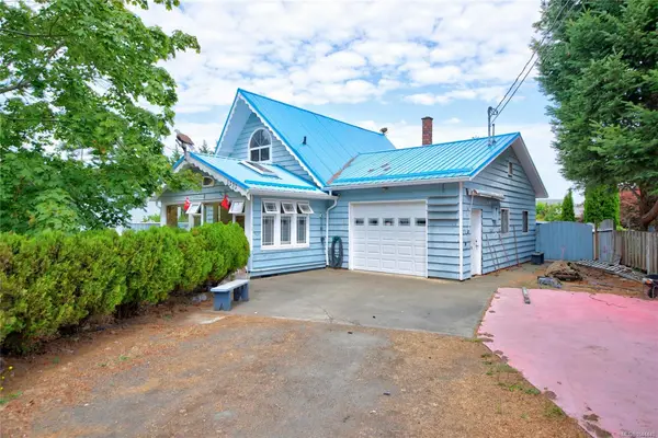 1232 Florence Rd, Comox BC V9M 4C2 - 3 bed, 1.0 bath in Comox