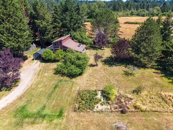 2570 Piercy Rd, Denman Island BC V0R 1T0 - 2 bed, 2 bath property for sale in Denman Island
