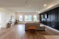 View 32