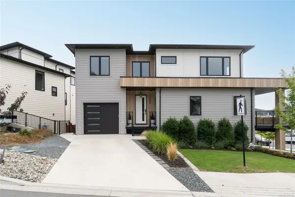 1342 Sandstone Lane, Langford BC V9B 7A2 - 5 bed, 4.0 bath in Langford