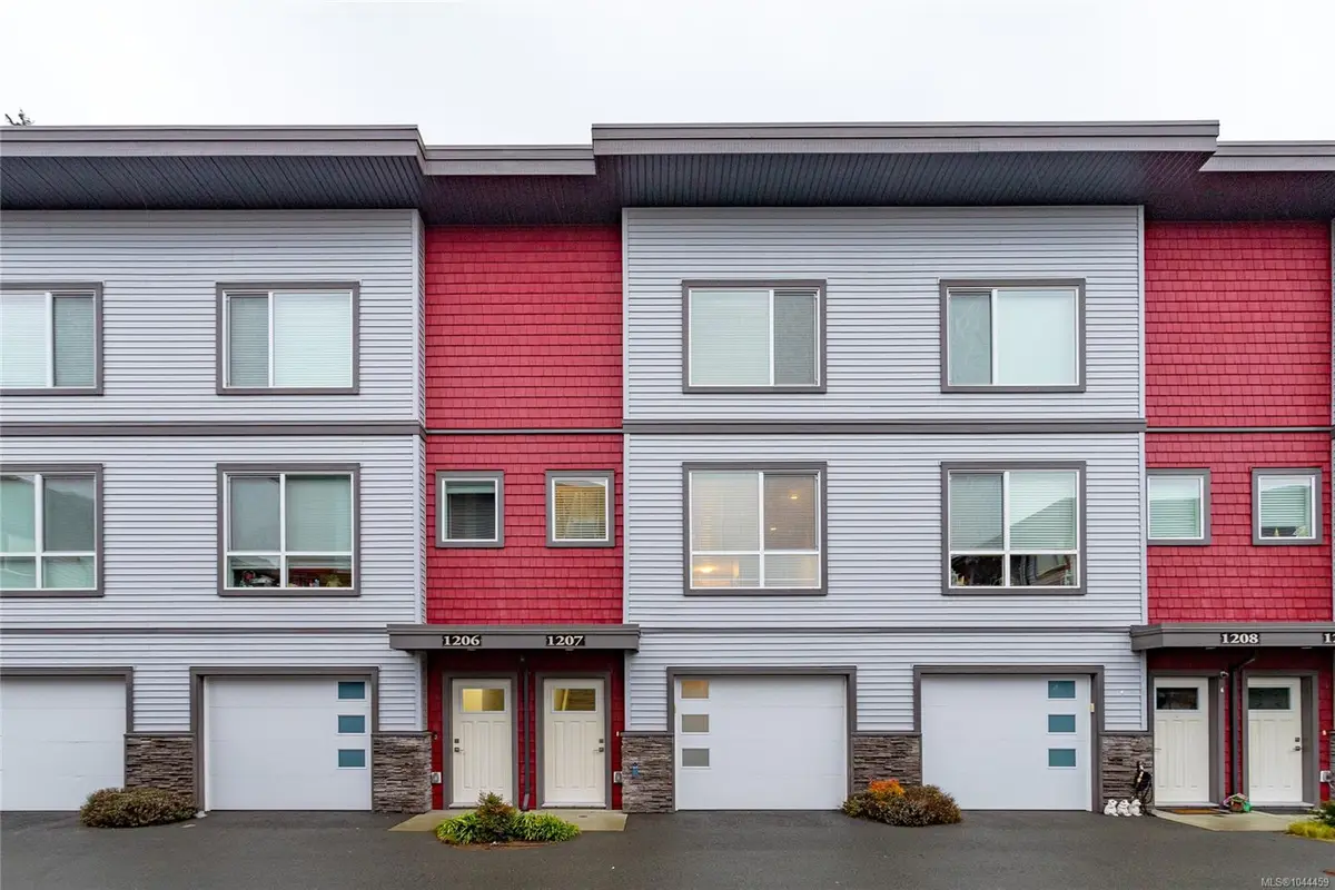 3351 Luxton Rd #1206, Langford BC V9C 0P2