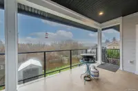 View 10