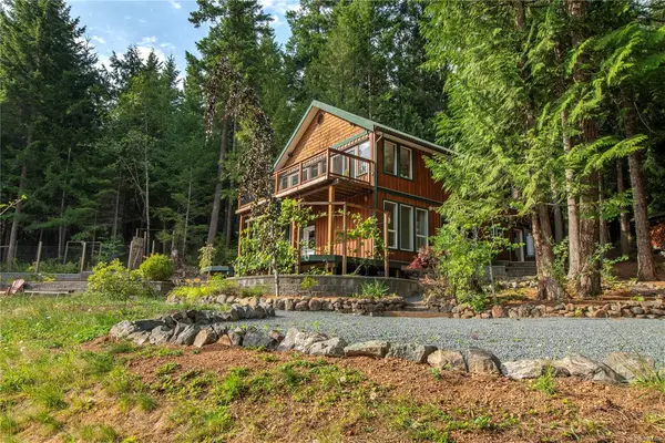 4777 Forbidden Plateau Rd, Courtenay BC V9J 1R3 - 5 bed, 3.0 bath in Courtenay